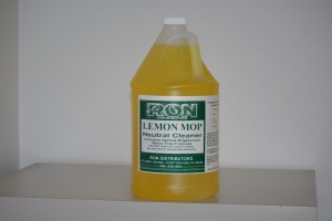 A neutral floor cleaner, pleasantly scented that imparts a clean and refreshing aroma while removing the dirt that can cause odors.  lemon mop is economical, is safe and versatile and has a low ph with a fast action that reduces labor costs and saves time.